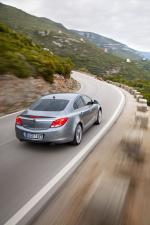 Opel Insignia BiTurbo CDTI 2012 года